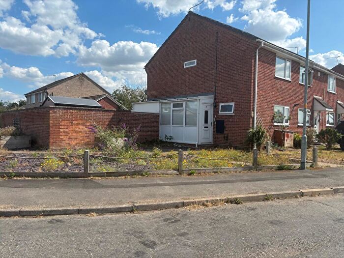 3 Bedroom House To Rent In Sturdee Close, IP24