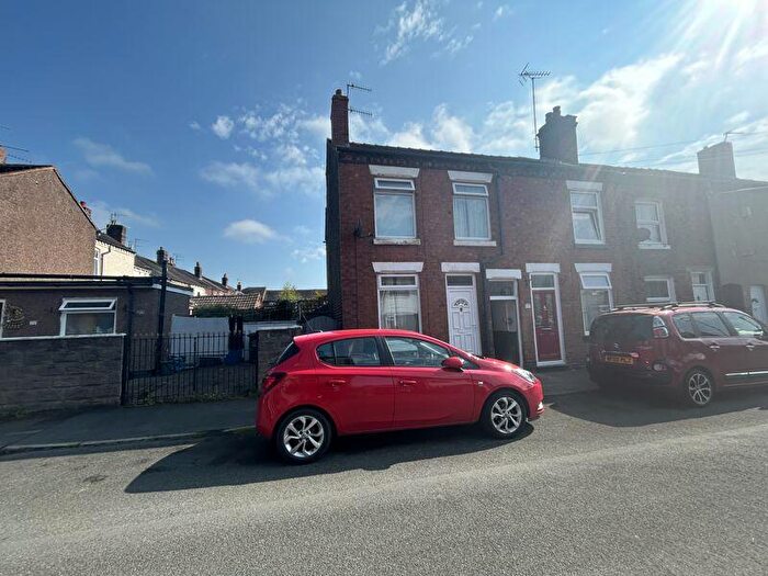 3 Bedroom End Of Terrace House For Sale In Audley Street, Knutton, Newcastle, ST5