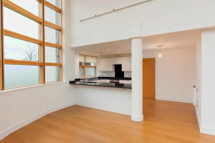 2 Bedroom Flat To Rent In Deptford Park Business Centre, Grinstead Road, London, SE8