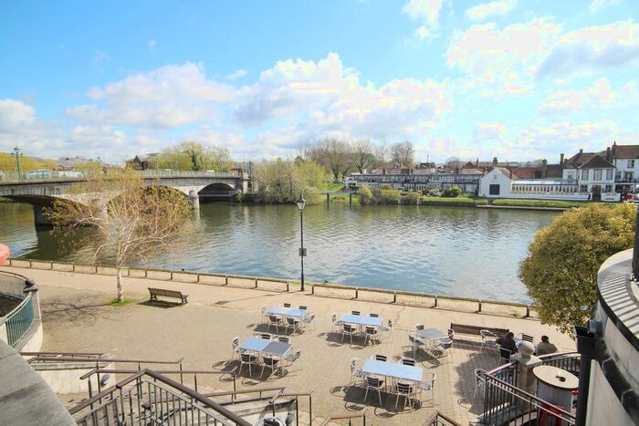 2 Bedroom Flat To Rent In Clarence Street, Staines-Upon-Thames, TW18
