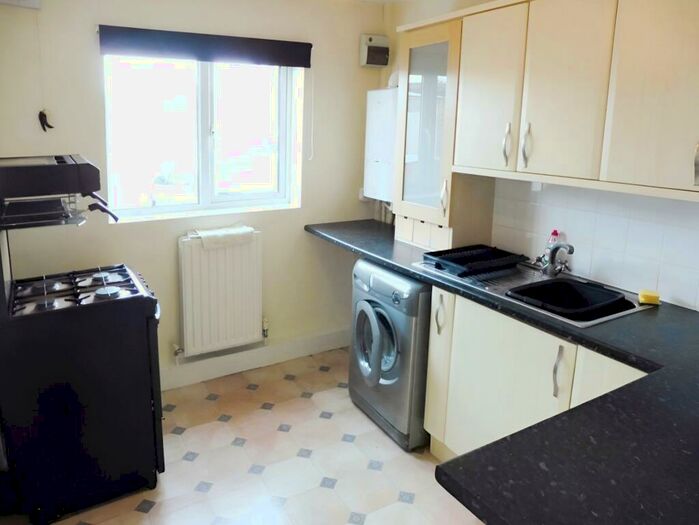 2 Bedroom Flat To Rent In Laburnum Drive, Cherry Willingham, Lincoln, LN3