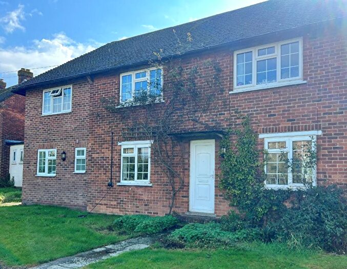 5 Bedroom Semi-Detached House For Sale In Gibbet Lane, Horsmonden, Kent, TN12