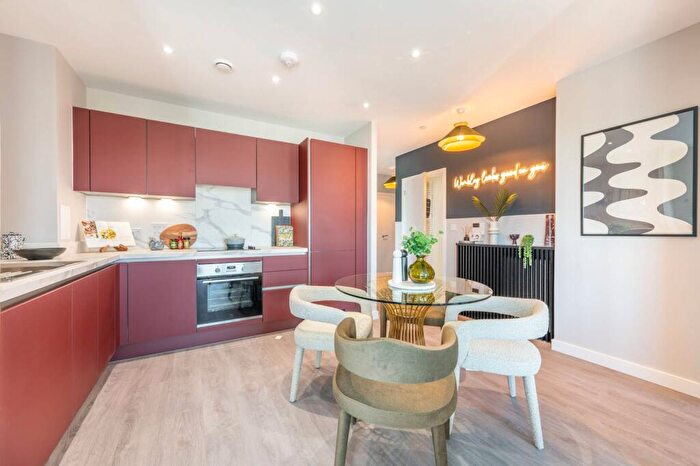 2 Bedroom Flat For Sale In Wembley Park Gardens, Wembley Park, HA9