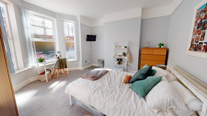 5 Bedroom House To Rent In Lidderdale Road, Liverpool, L15