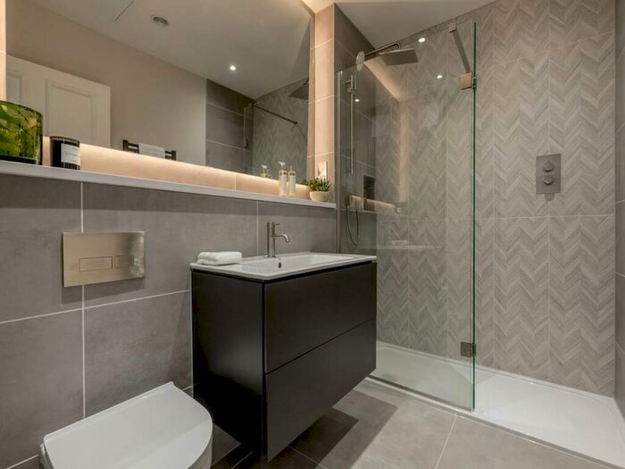 1 Bedroom Flat To Rent In Castle Street, City Centre, Edinburgh, EH2