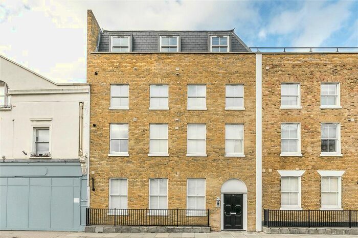 1 Bedroom End Of Terrace House To Rent In Benyamin House, Greenwich High Road, SE10