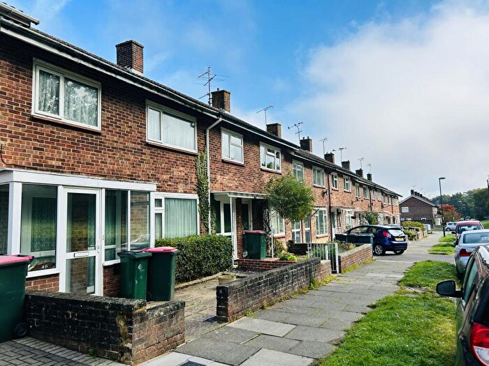 1 Bedroom House To Rent In Tilgate, RH10