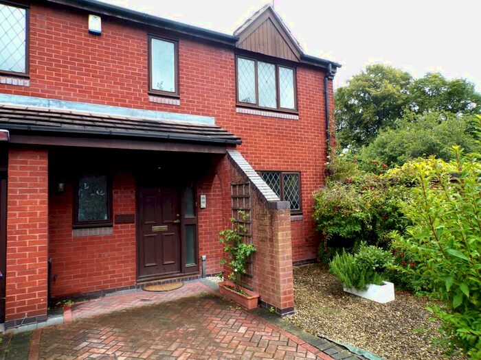 3 Bedroom Property To Rent In Aboyne Close, Edgbaston, Birmingham, B5