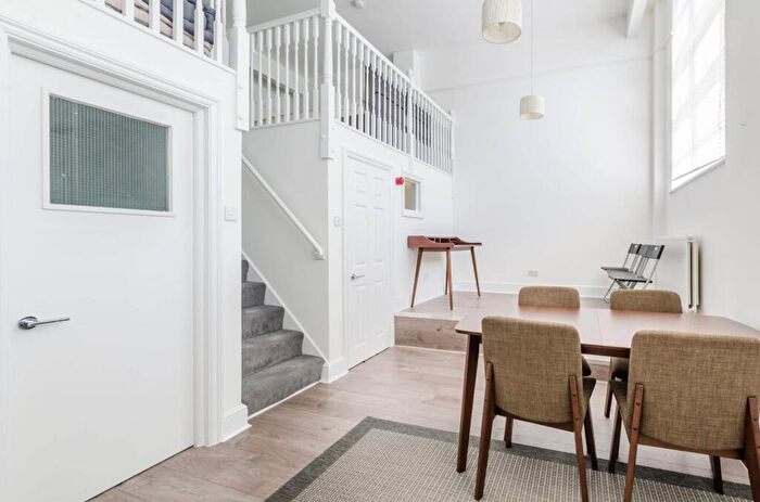 1 Bedroom Flat To Rent In Este Road, Clapham Junction, London, SW11