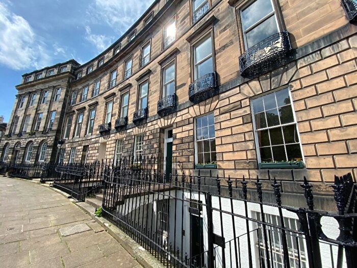 3 Bedroom Flat To Rent In Ainslie Place, New Town, Edinburgh, EH3