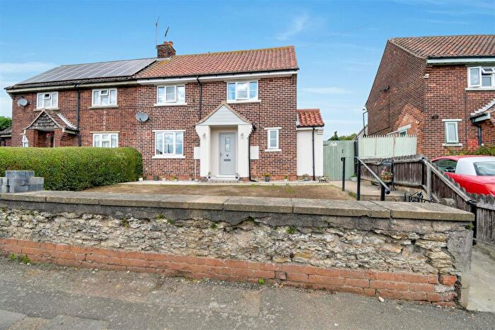 3 Bedroom House For Sale In Low Street, Winterton, Scunthorpe, DN15