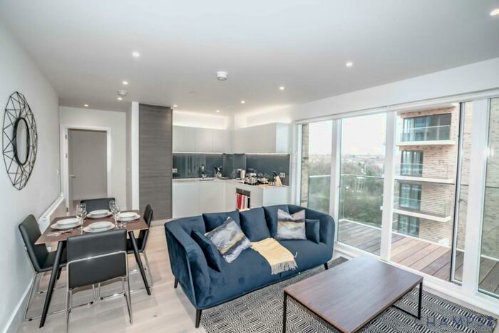 1 Bedroom Flat To Rent In Marsden House, Pegler Square, London, SE3