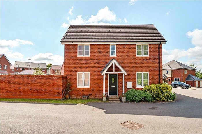 3 Bedroom End Of Terrace House For Sale In Conager Close, Nursling, Southampton, Hampshire, SO16