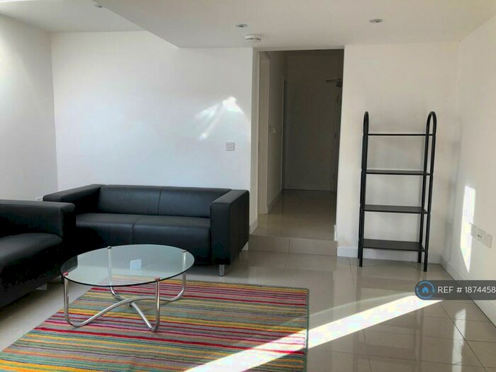 5 Bedroom Terraced House To Rent In Blenheim Road, Reading, RG1