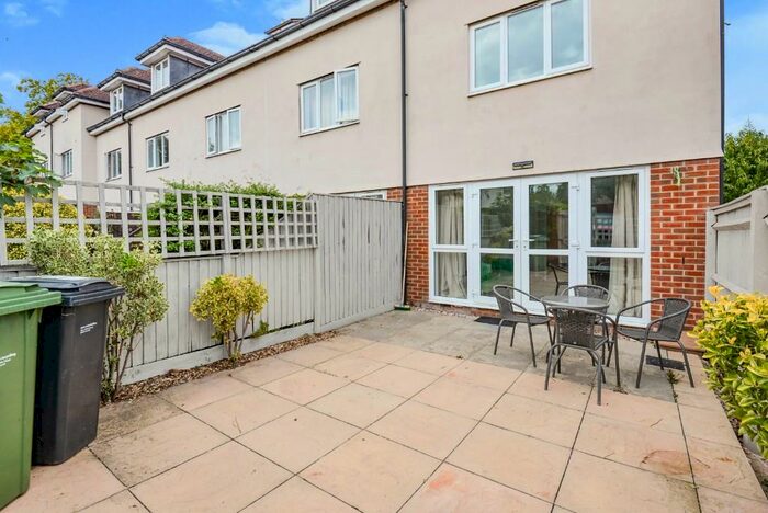 2 Bedroom Terraced House To Rent In The Avenue, Oxford, Oxfordshire, OX1