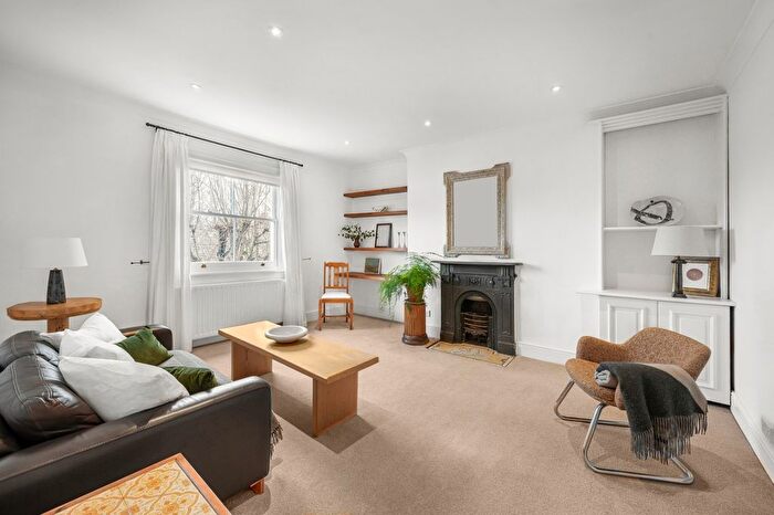 2 Bedroom Flat For Sale In St. Augustines Road, Camden, NW1