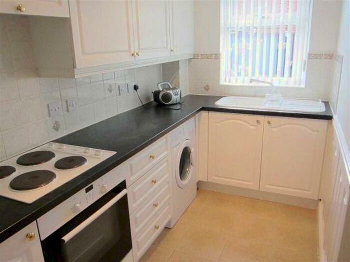 1 Bedroom House To Rent In Bewcastle Road, Nottingham, NG5