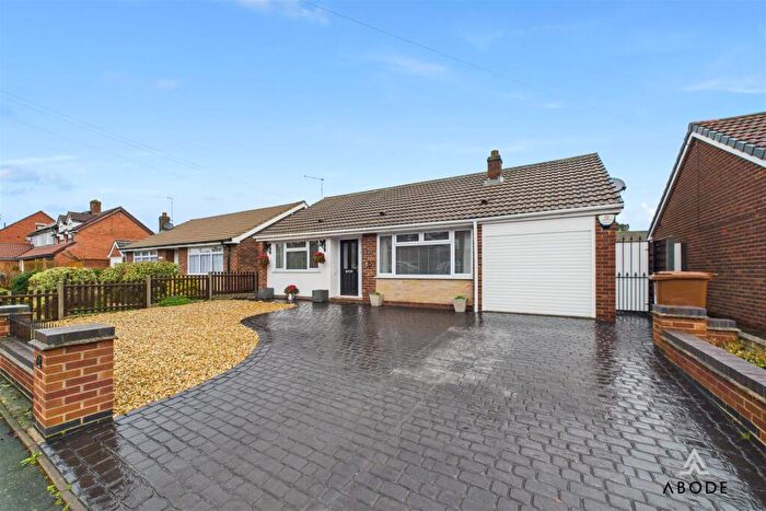 2 Bedroom Detached Bungalow For Sale In Old Road, Branston, DE14
