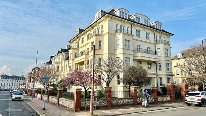 3 Bedroom Flat For Sale In Devonshire Place, Eastbourne, BN21