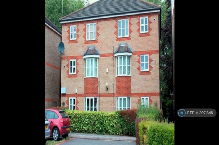 1 Bedroom Flat To Rent In Vanbrugh Court, Reading, RG1