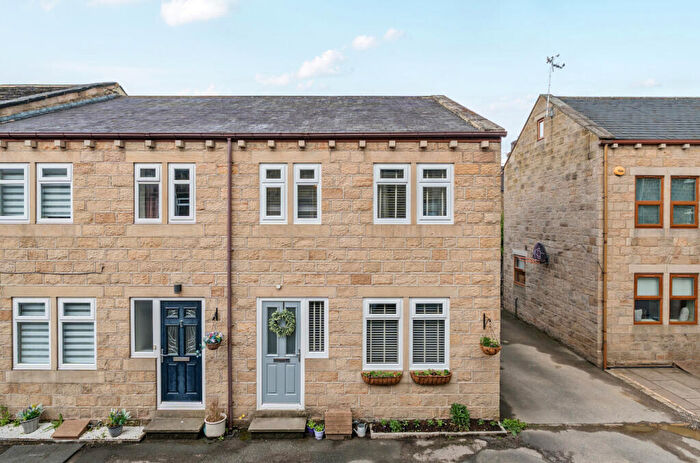 3 Bedroom End Of Terrace House For Sale In Woodland View, Calverley, Pudsey, West Yorkshire, LS28