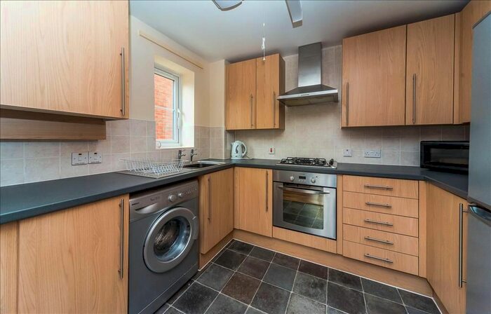 2 Bedroom Flat To Rent In Wrens Nest Road, Dudley DY1