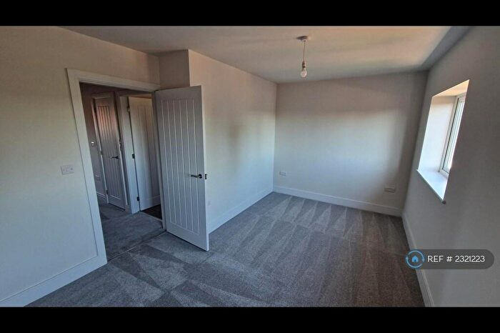 3 Bedroom Semi-Detached House To Rent In Blackburn Court, Coningsby, LN4