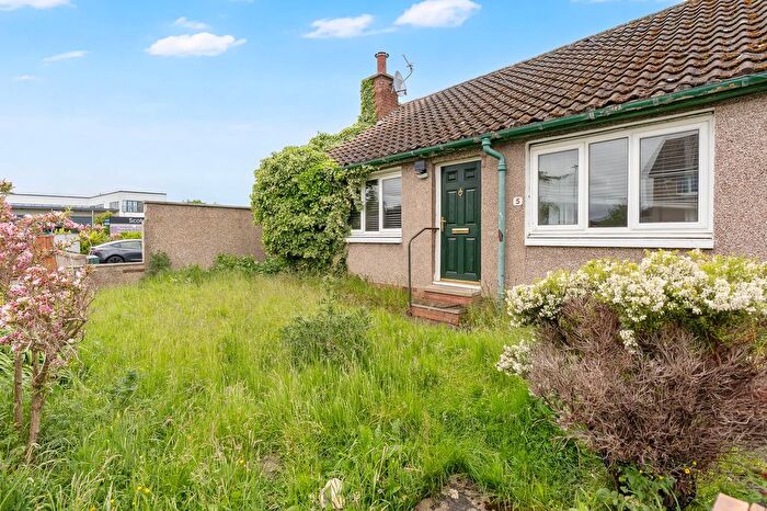 3 Bedroom Detached Bungalow For Sale In Ransome Gardens, Clermiston, Edinburgh, EH4