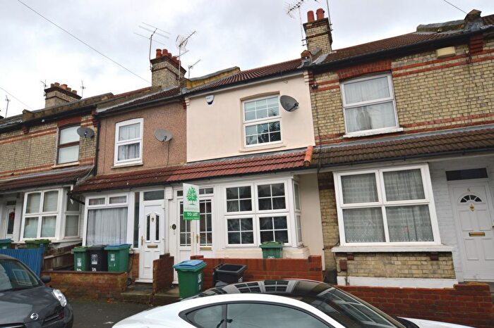 2 Bedroom Terraced House To Rent In Cecil Street, North Watford, WD24