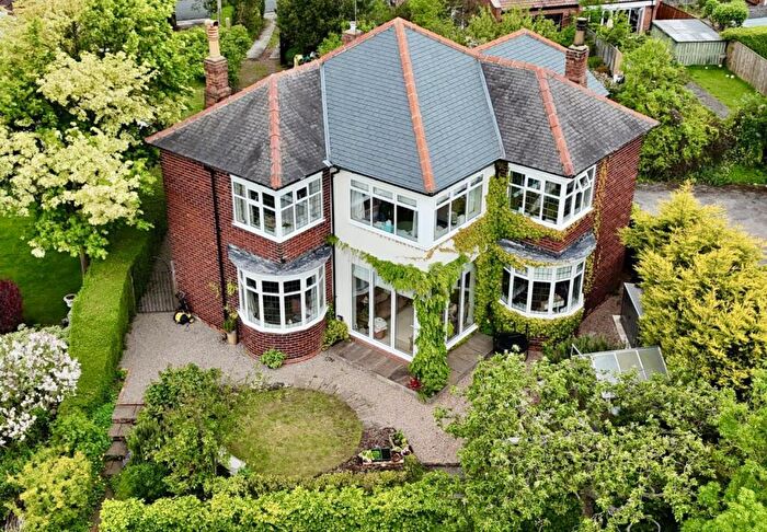 4 Bedroom Detached House For Sale In Salters Avenue, Darlington, DL1