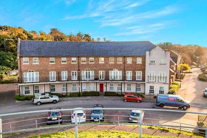 1 Bedroom House To Rent In Palladian Circus, Greenhithe, Kent, DA9