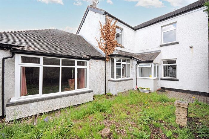 4 Bedroom Semi-Detached House For Sale In Stone Road, Rough Close, Stoke-On-Trent, ST3