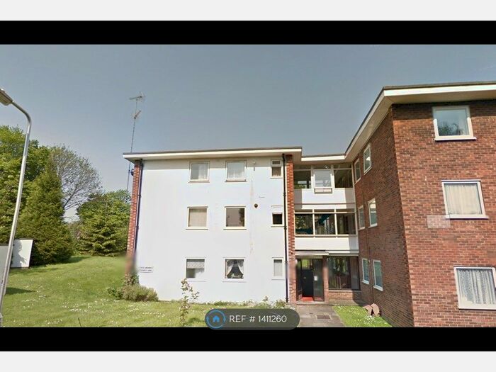 2 Bedroom Flat To Rent In Copperdale Close, Earley, Reading, RG6