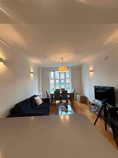 2 Bedroom Apartment To Rent In Grove End Gardens, Grove End Road, London, NW8