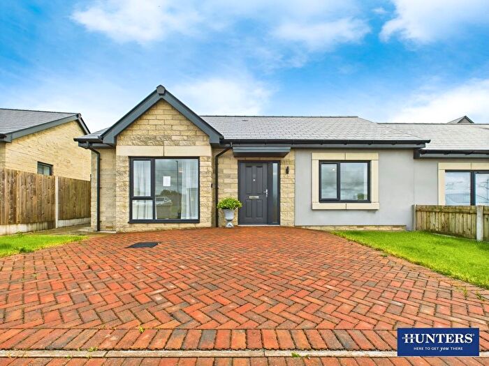 2 Bedroom Semi-Detached Bungalow For Sale In Castlestead View, Castlestead Close, Oxenholme, LA9