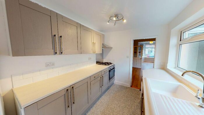 3 Bedroom Terraced House To Rent In Sharp Street, Hull, HU5