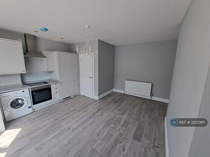 1 Bedroom Flat To Rent In Grange Road, Darlington, DL1