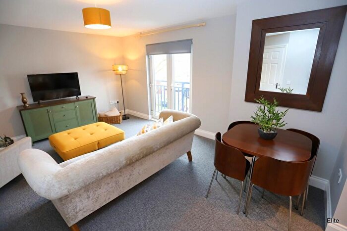 2 Bedroom Apartment For Sale In Cheveley Court, Durham, DH1