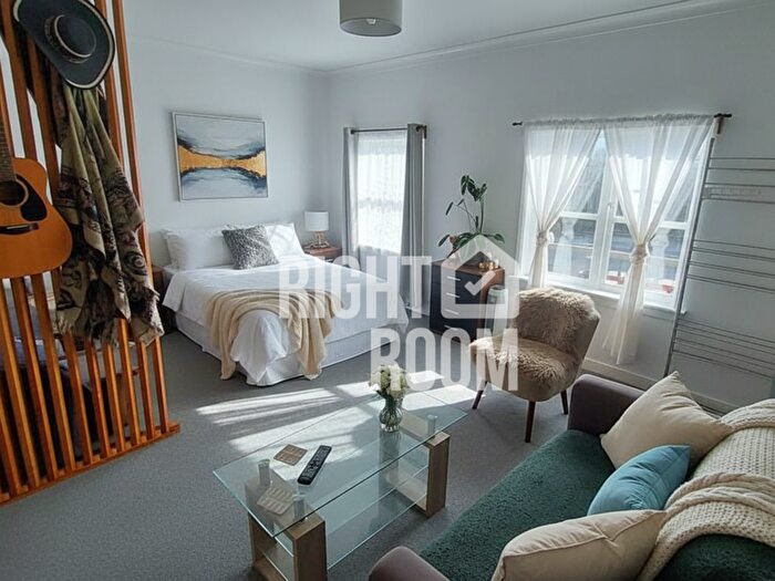 1 Bedroom Flat To Rent In One Bed Flat, Albert Road, SE25