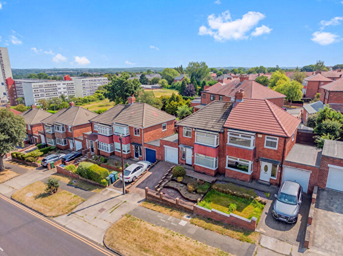 3 Bedroom Semi-Detached House For Sale In Coldwell Lane, Felling Central, Felling, Gateshead, NE10