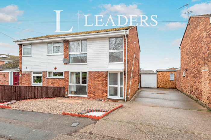 3 Bedroom Semi-Detached House To Rent In Halsey Drive, Hitchin, SG4