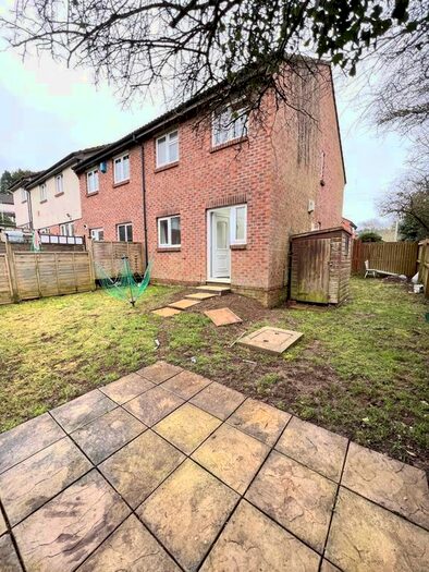 1 Bedroom Flat To Rent In Truro Drive, Plymouth, PL5