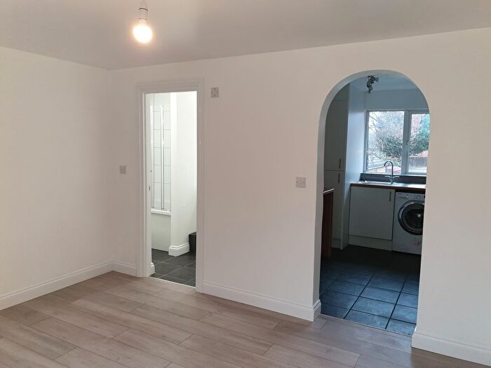 1 Bedroom Flat To Rent In Streambank, Northampton, NN3