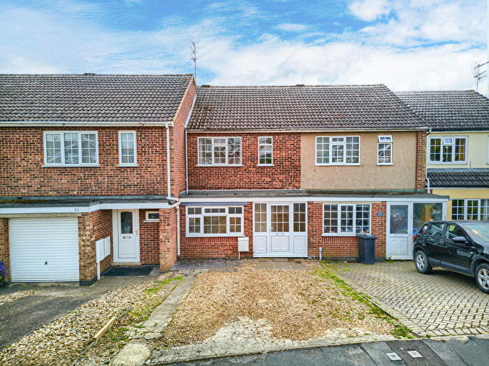 3 Bedroom Terraced House For Sale In Ridgeway West, Market Harborough, LE16