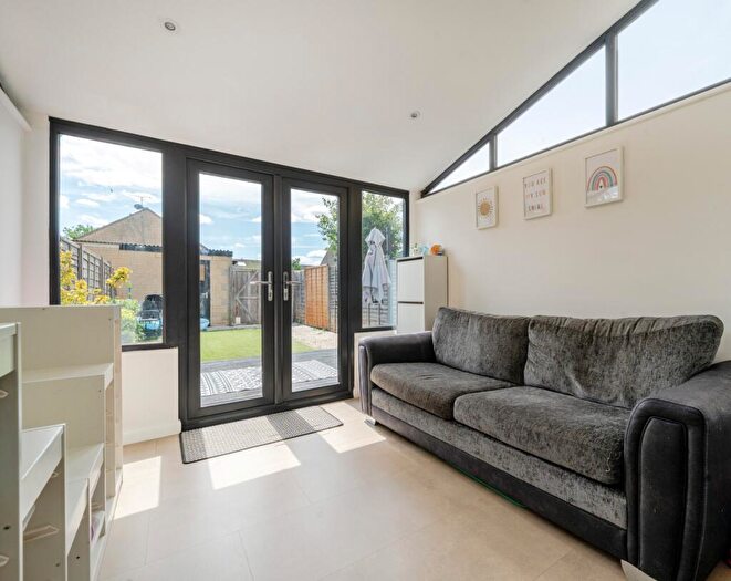 4 Bedroom Terraced House For Sale In Ampney Orchard, Bampton, Oxfordshire, OX18