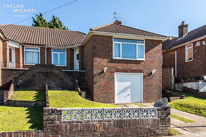 4 Bedroom Bungalow To Rent In Selba Drive, Brighton, BN2