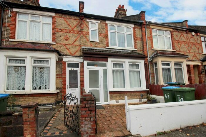 3 Bedroom Terraced House To Rent In Smithies Road, Abbey Wood, SE2