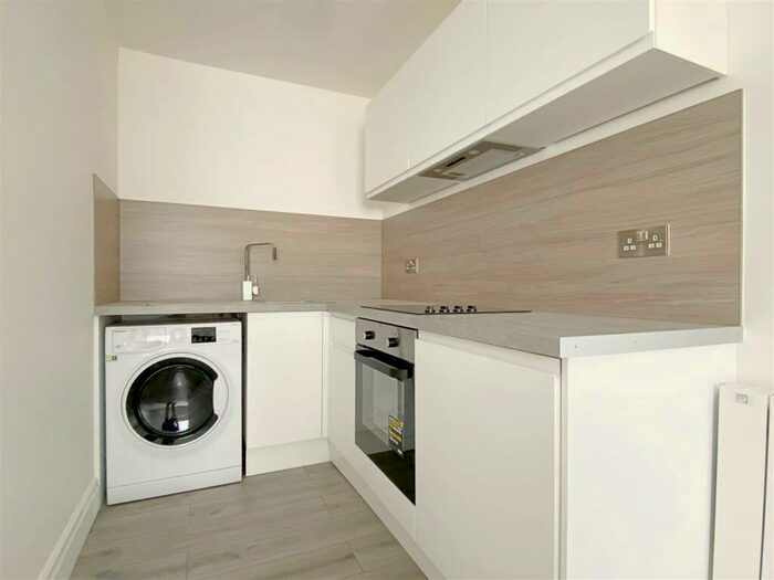 Studio To Rent In Howard Place - Modern Studio, BN1