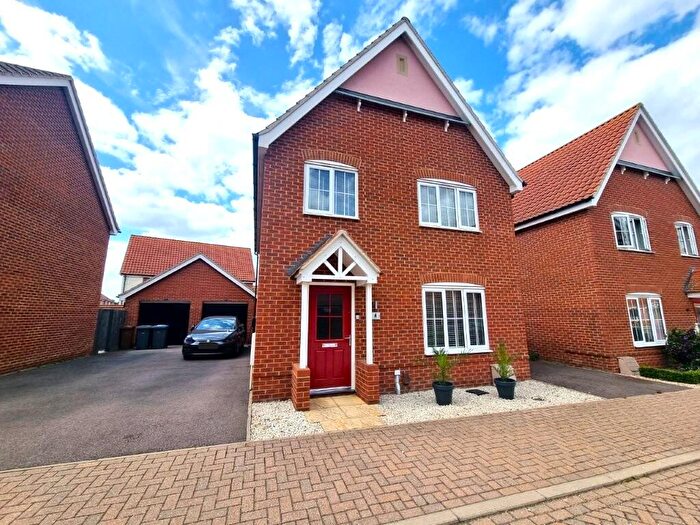 4 Bedroom Detached House For Sale In Nigel Way, Trimley St Martin, IP11