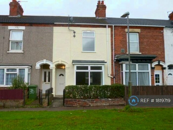 3 Bedroom Terraced House To Rent In Peaksfield Avenue, Grimsby, DN32